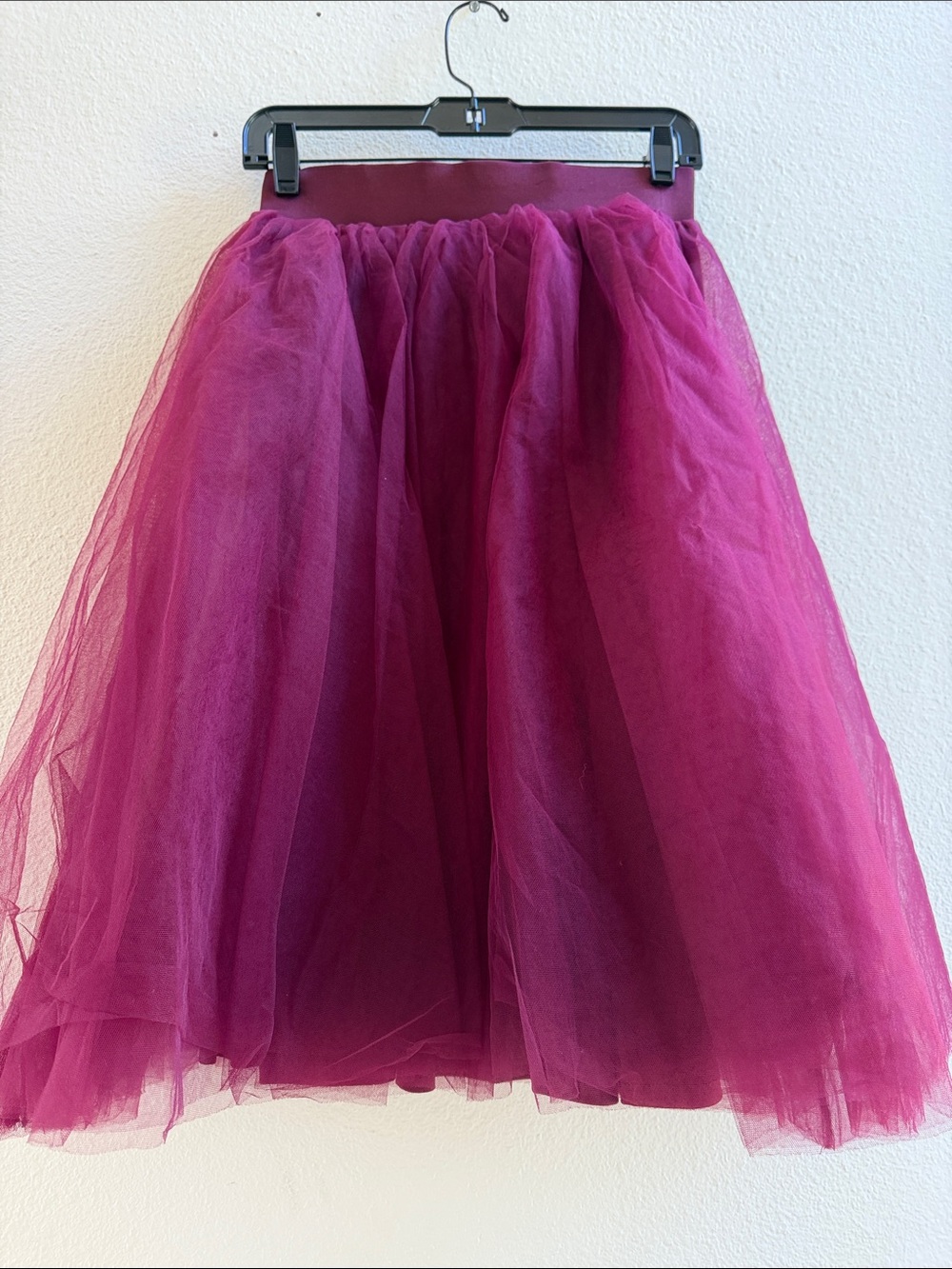 Women's Fuchsia Tulle Midi Skirt